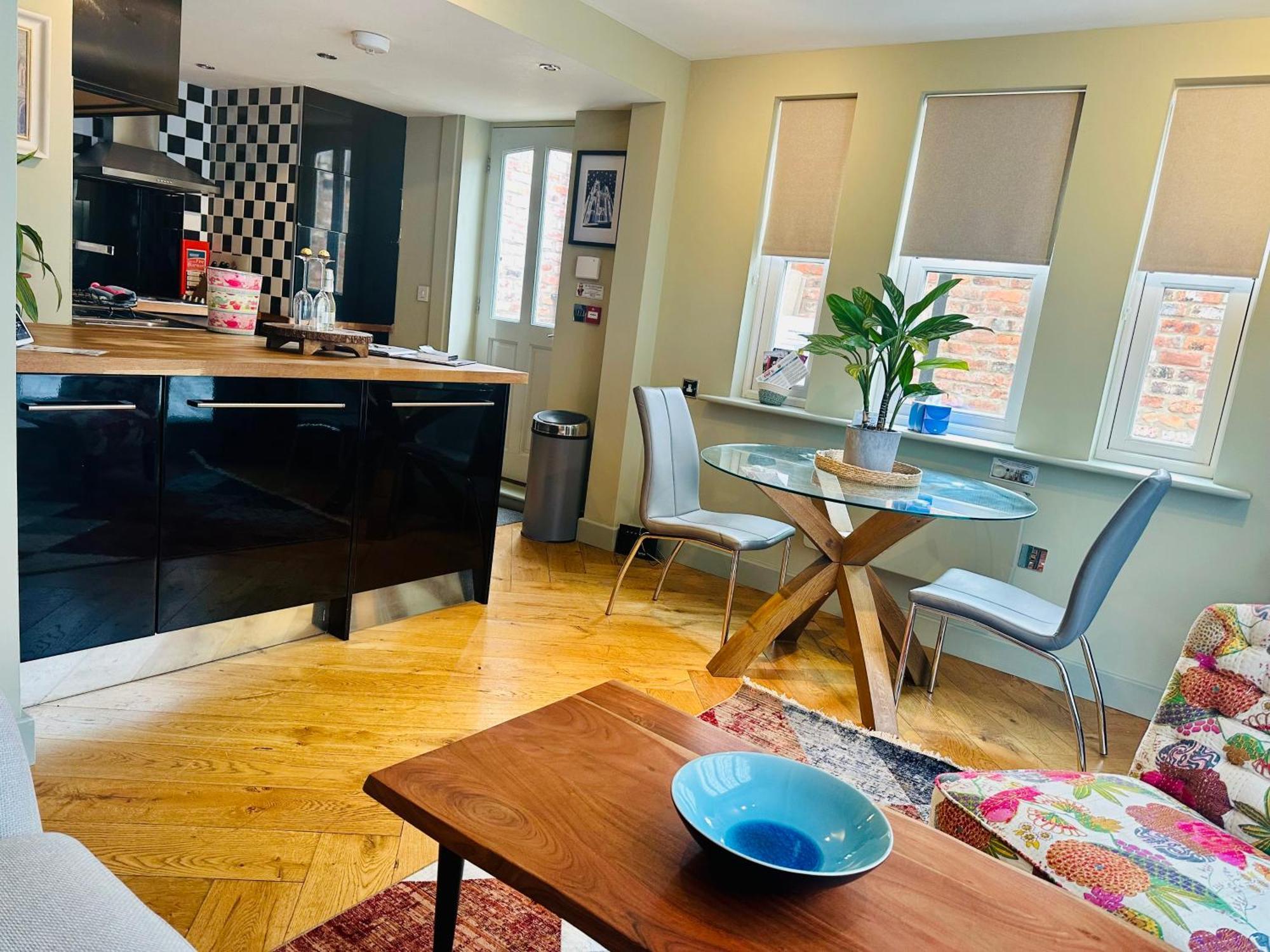 Trinity House Centre & Free Parking Apartment York