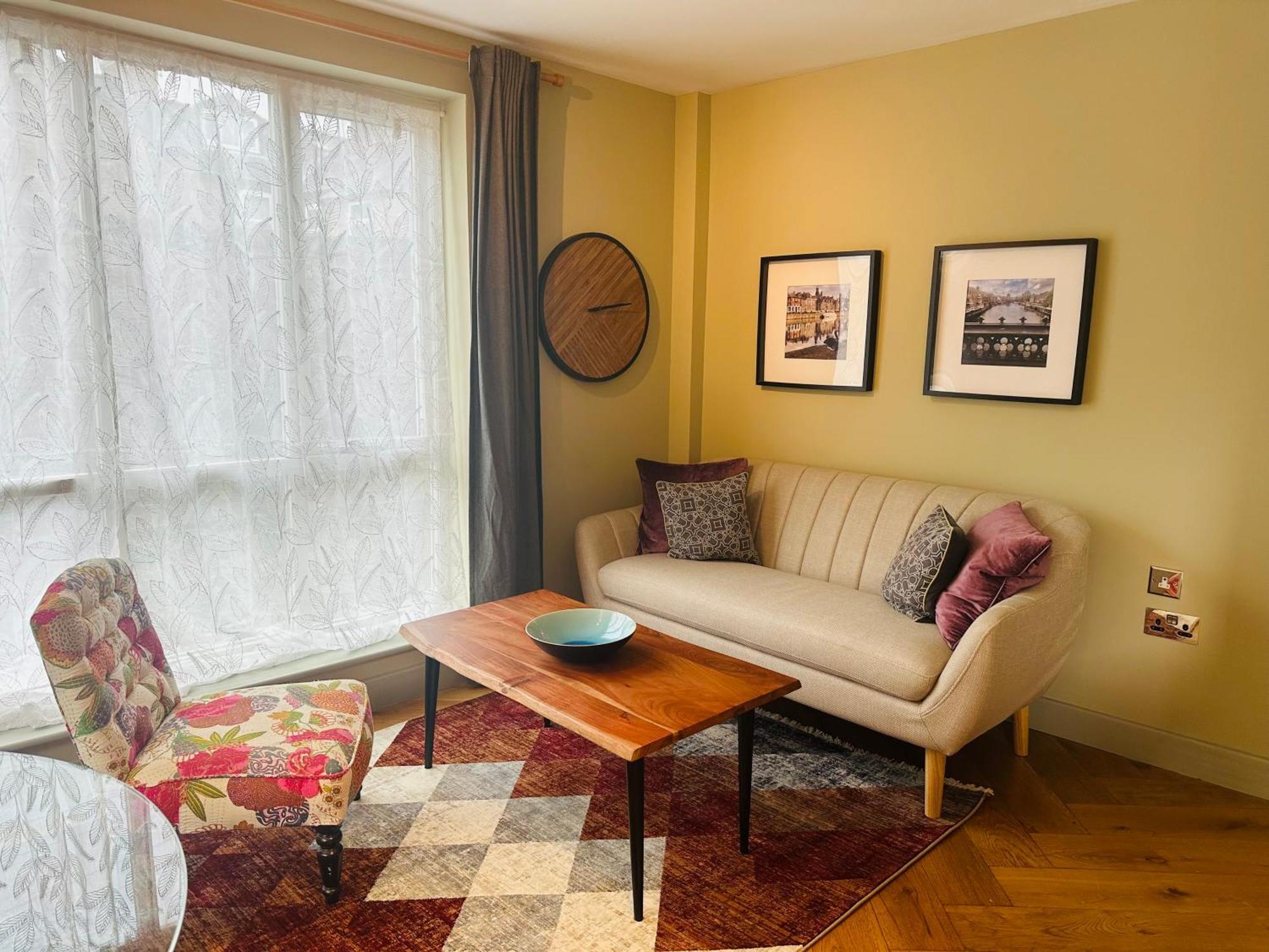 Trinity House Centre & Free Parking * York